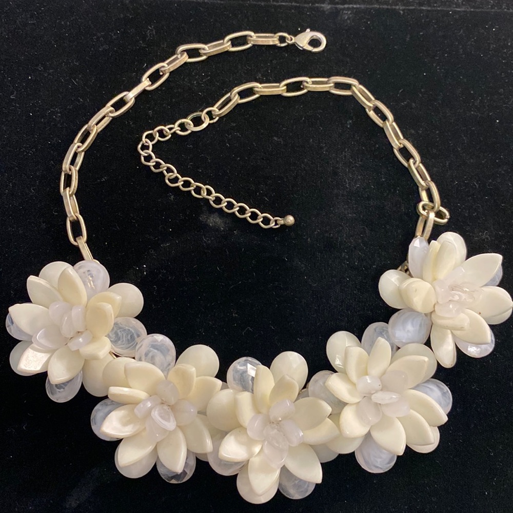 Acrylic Flower Statement Necklace